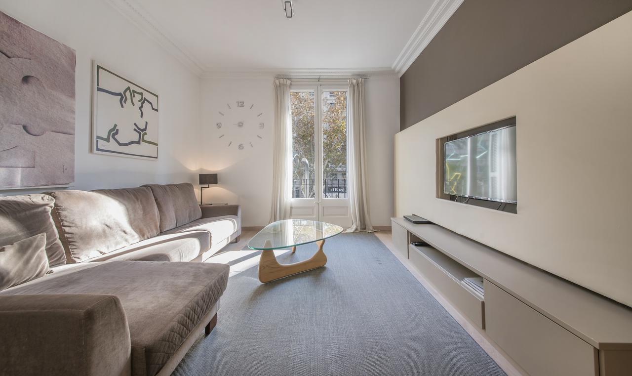 You Stylish Diagonal Apartments Barcelona Bagian luar foto