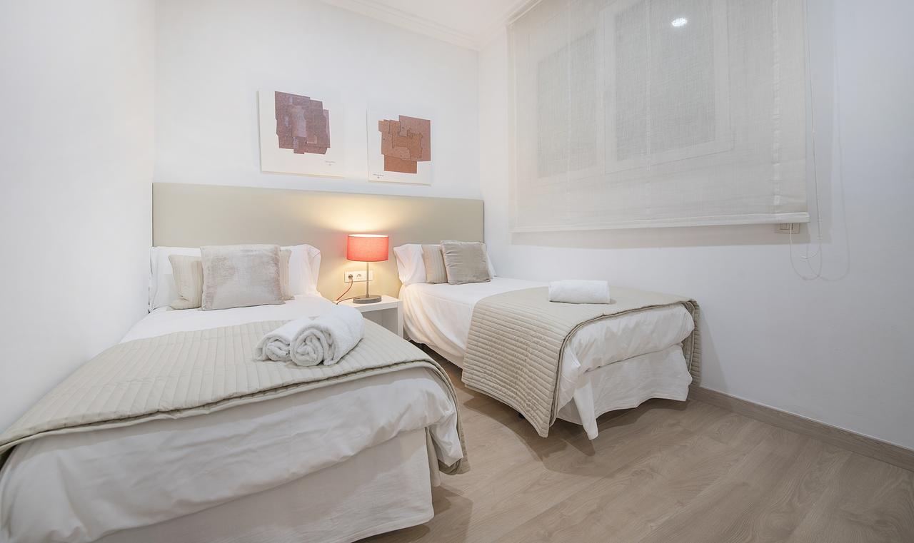 You Stylish Diagonal Apartments Barcelona Bagian luar foto