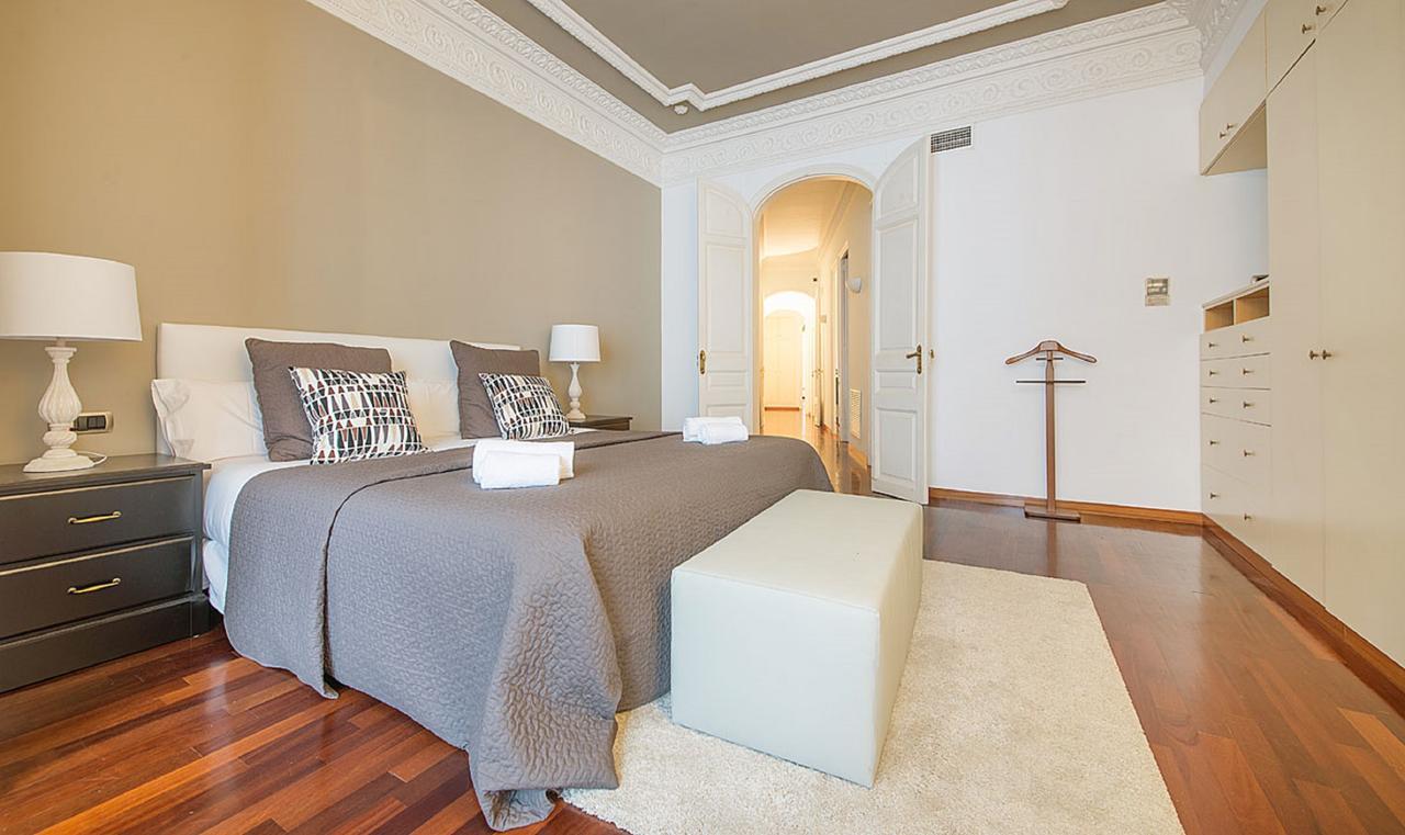 You Stylish Diagonal Apartments Barcelona Bagian luar foto