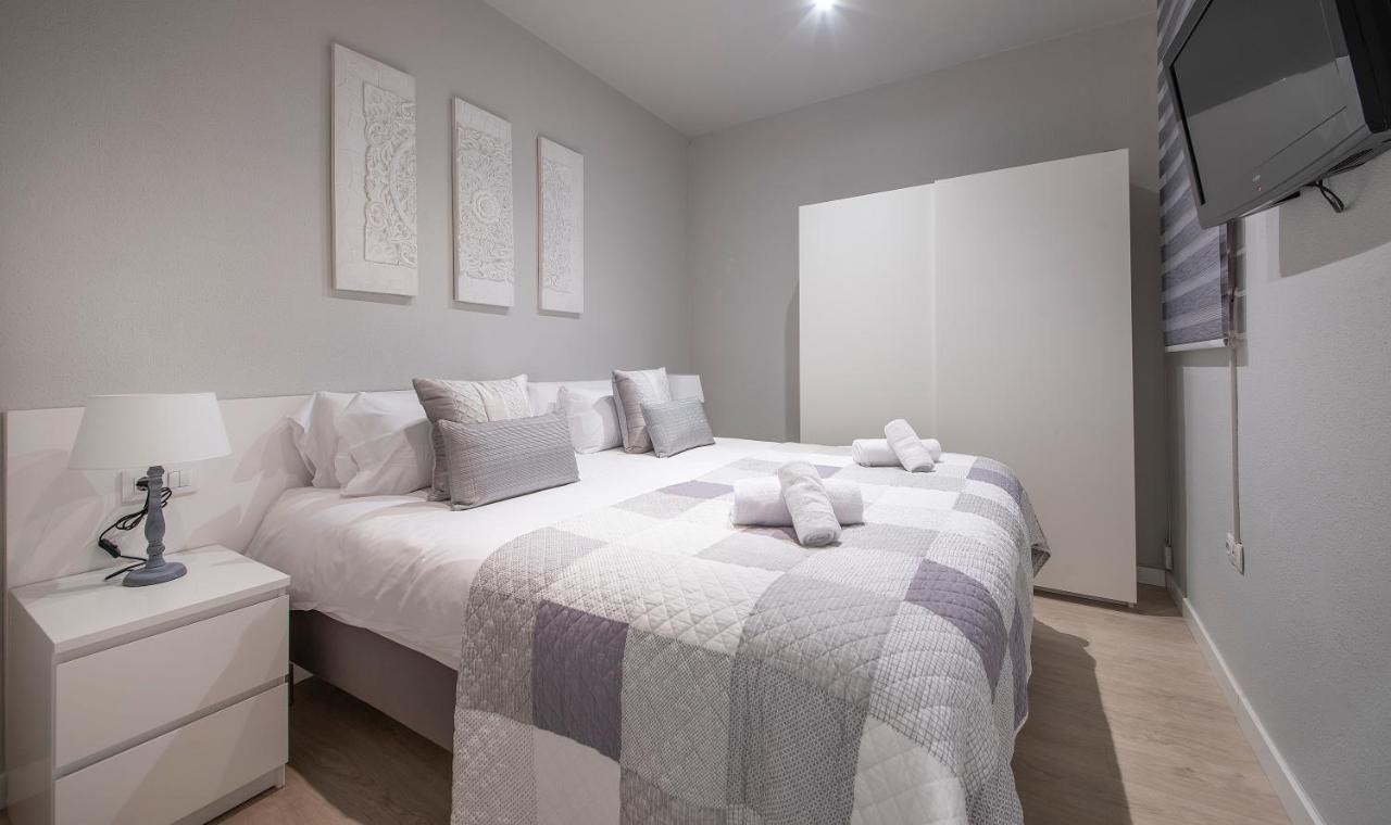 You Stylish Diagonal Apartments Barcelona Bagian luar foto