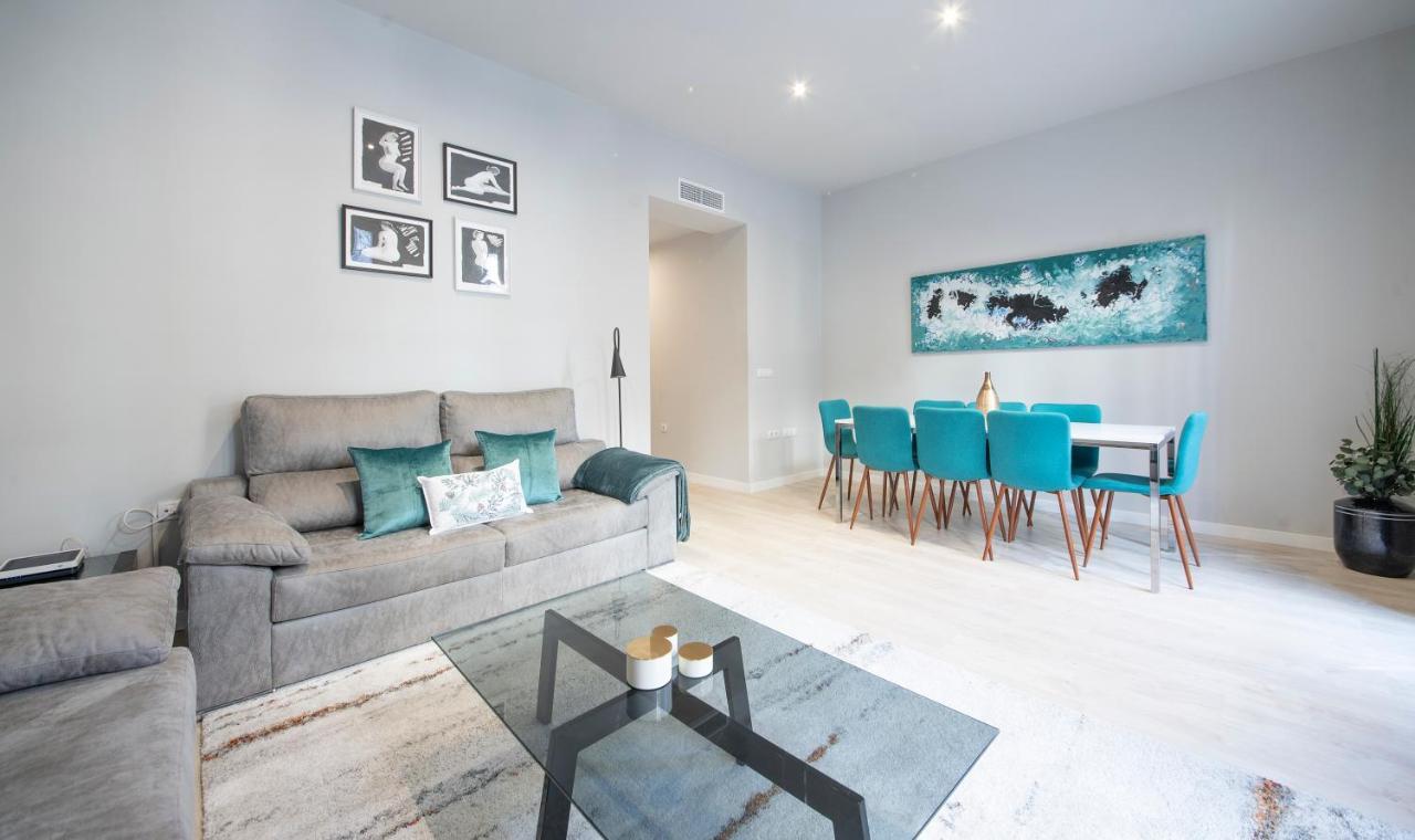 You Stylish Diagonal Apartments Barcelona Bagian luar foto