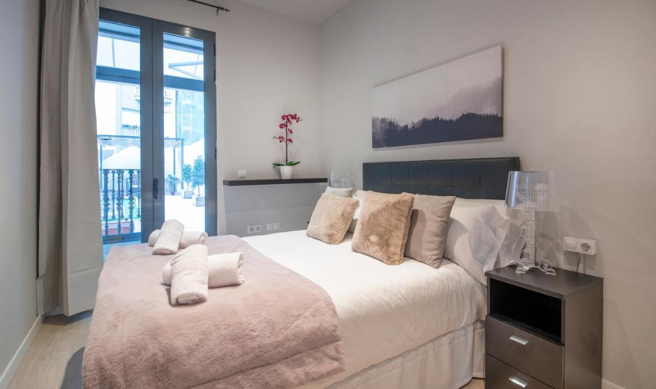 You Stylish Diagonal Apartments Barcelona Bagian luar foto