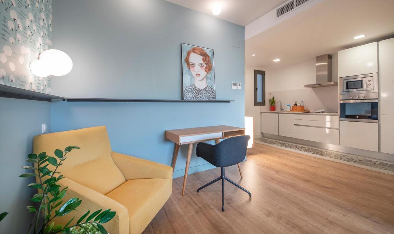 You Stylish Diagonal Apartments Barcelona Bagian luar foto